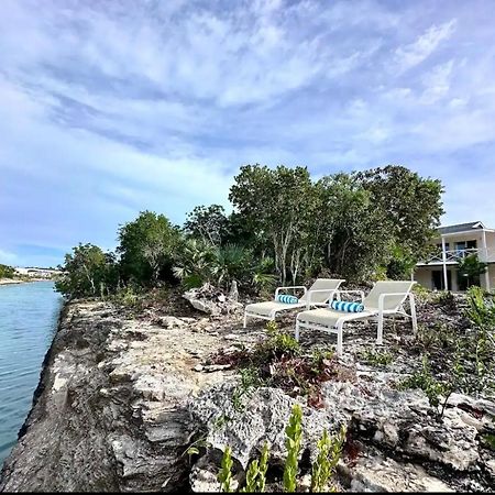 Appartamento Water Front House Turtle Cove Esterno foto